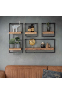 Complete wand Barby bestaande uit 4 planken