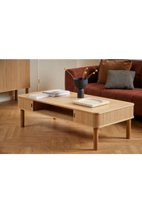 Salontafel Jels 130x70 cm met schuifdeur van houten latten